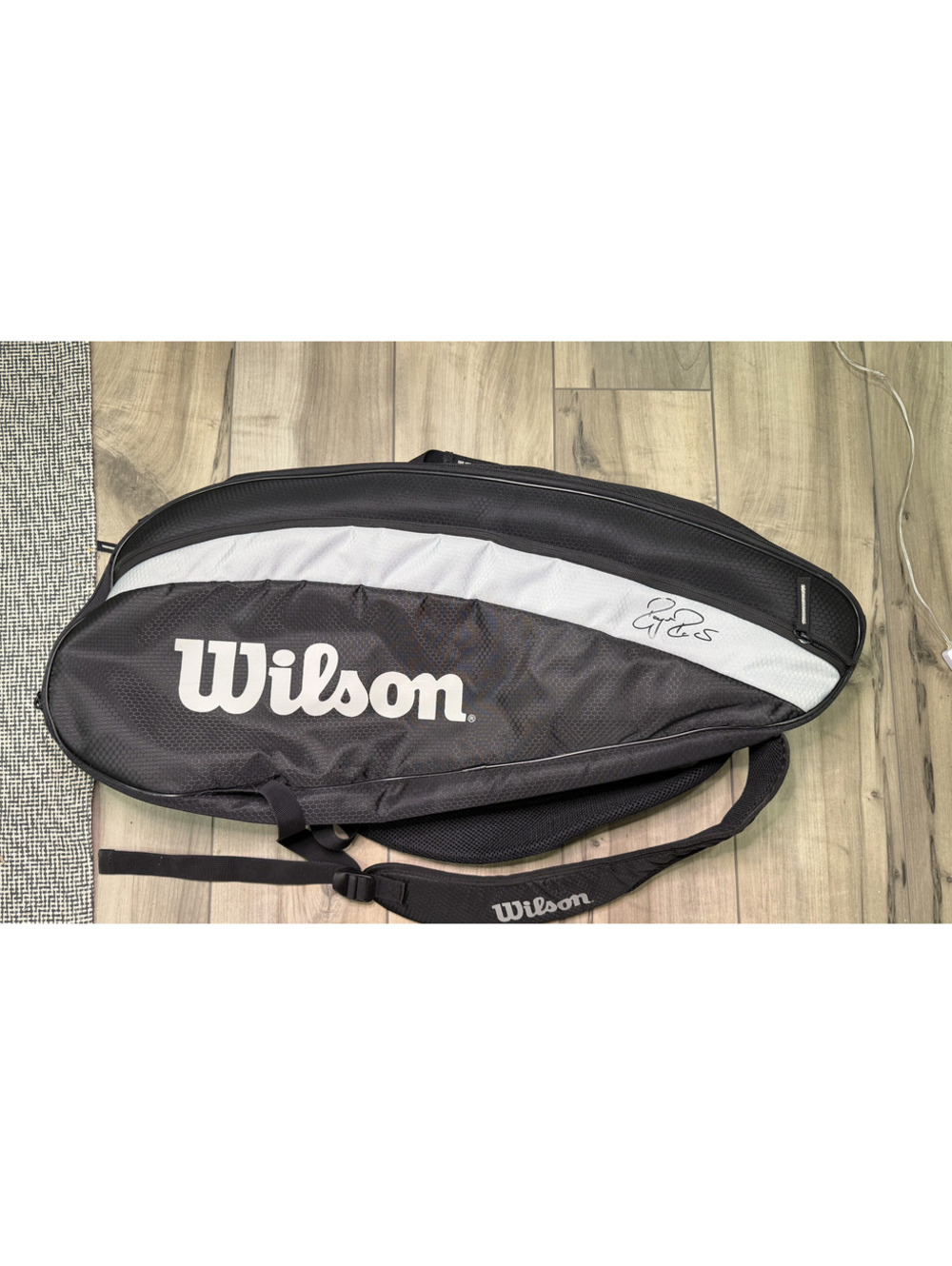Wilson Roger Federer Signature Black/White Tennis Racket Bag
